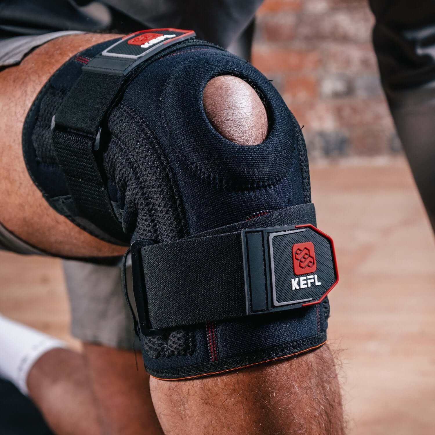 Knee Support Open Patella Brace with Straps